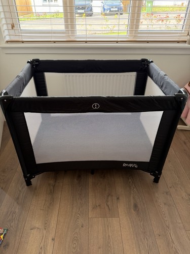 Red kite travel cot - red,